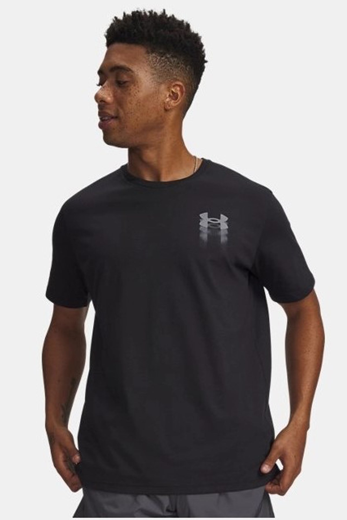 Under Armour Blur Logo Erkek Tişört 6009245-001 Siyah