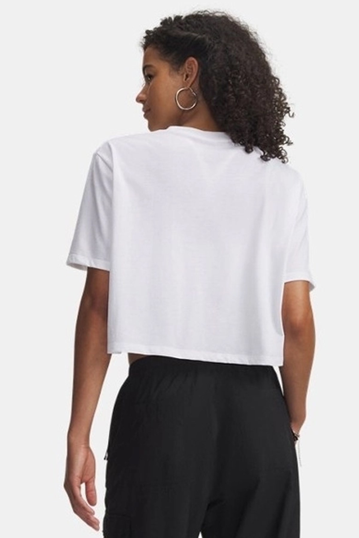 Under Armour Crop Kadın Tişört 6010588-100 Beyaz