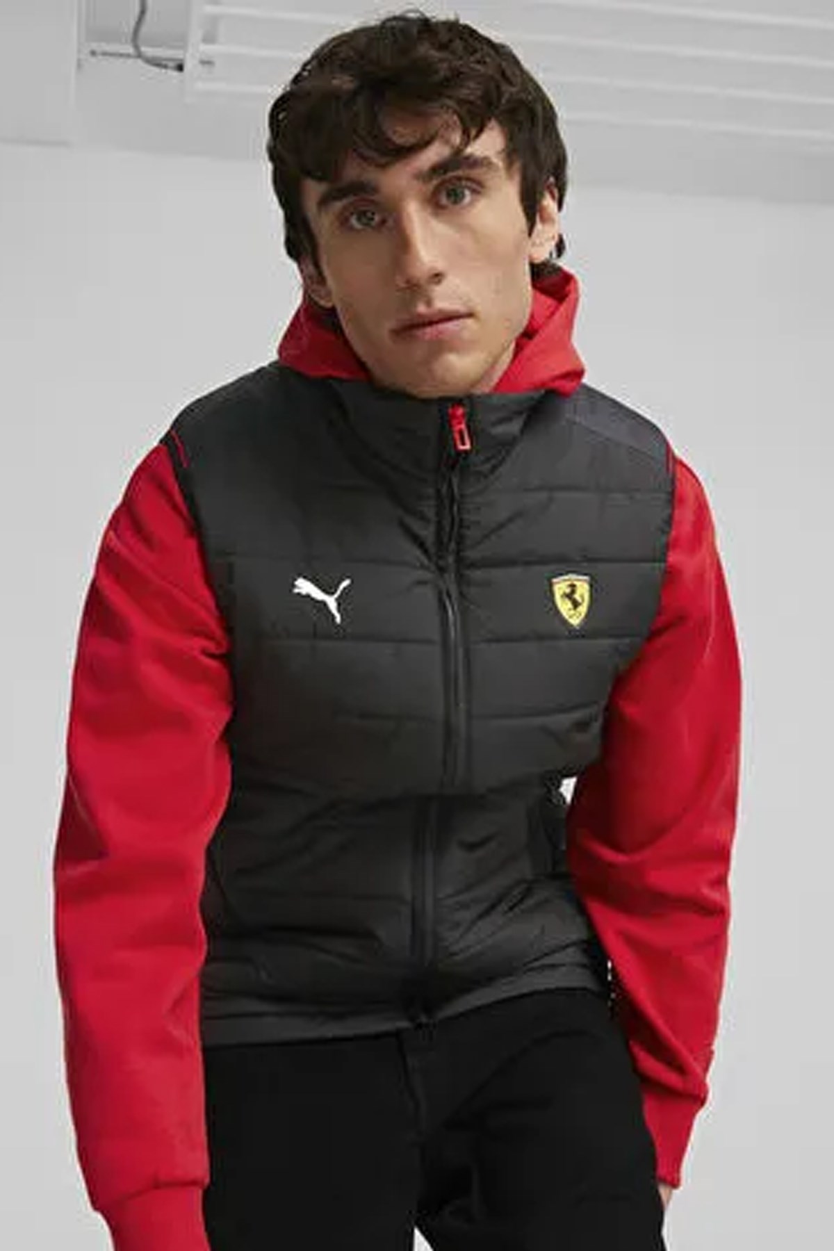Puma Ferrari Race Padded Vest Erkek Yelek 62093901 Siyah