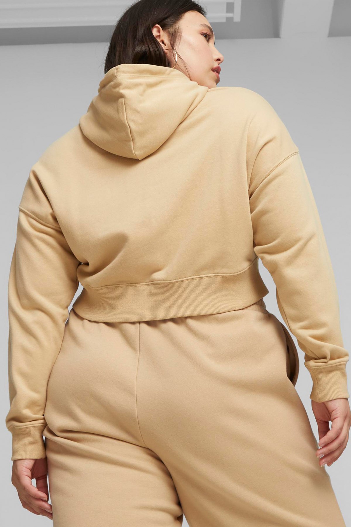 Puma Classics Kadın Sweatshirt 62140984 Bej