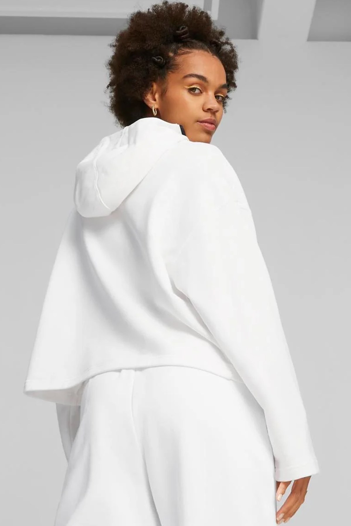 Puma Dare To Kadın Sweatshirt 62143402 Beyaz