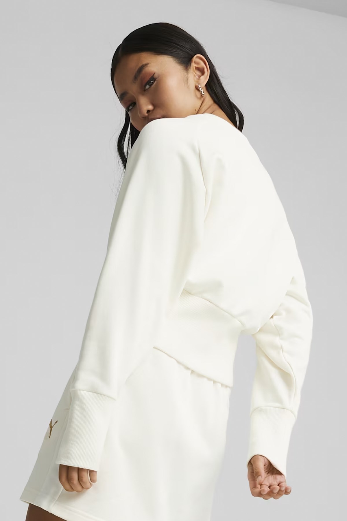 Puma Classıcs Forward Hıstory Crew Kadın Sweat 62147665 Ekru