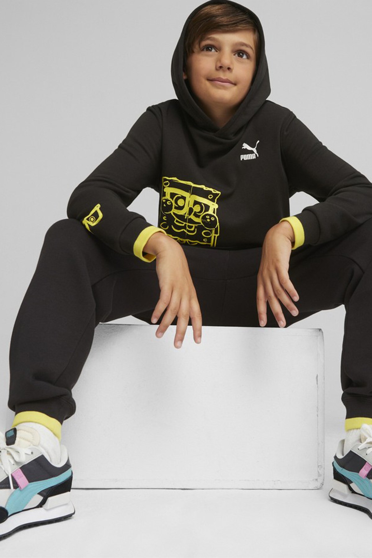 Puma X Spongebob Çocuk Sweat 62221801 Siyah