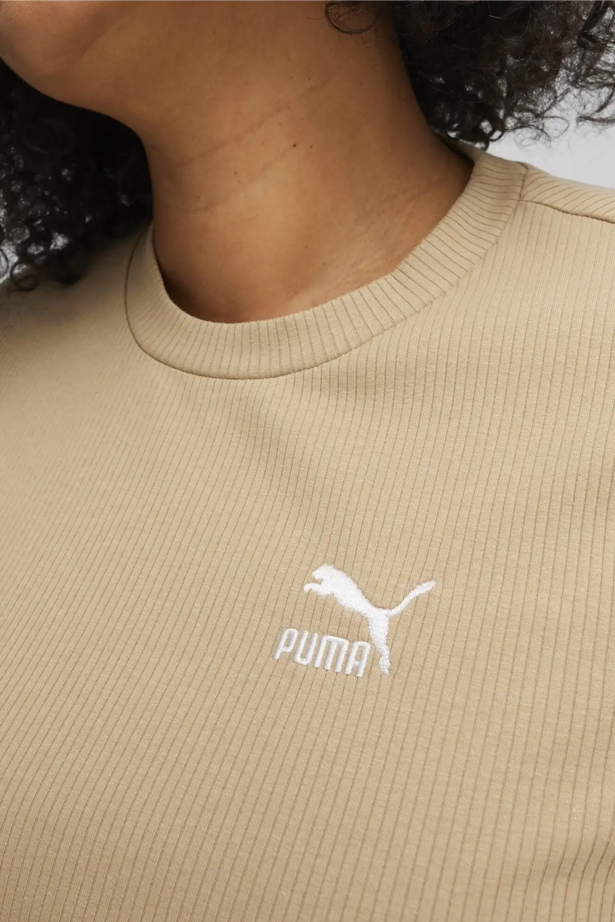 Puma Classıcs Ribbed Slim Kadın Tişört  62426483 Bej