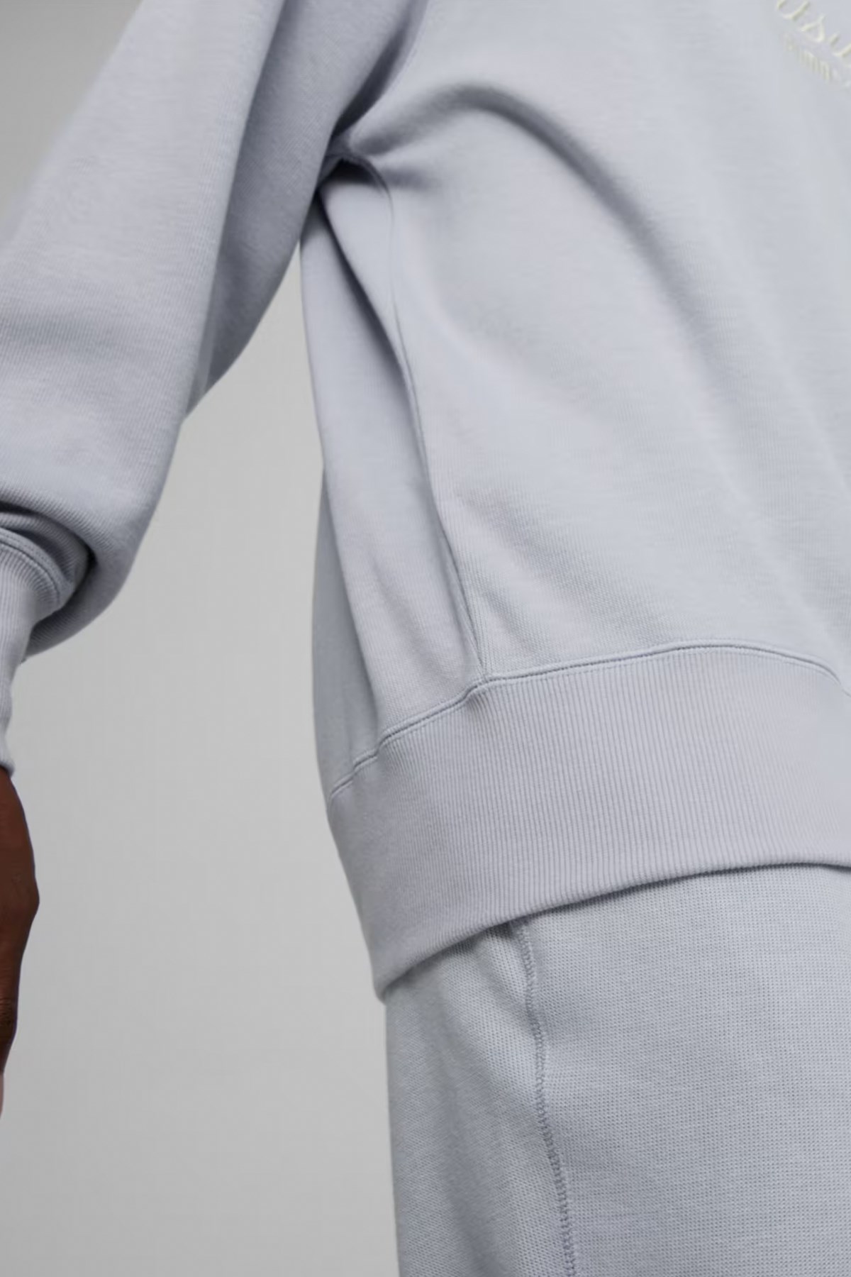 Puma Classıcs+ Crew Erkek Sweat 62427863 Gri