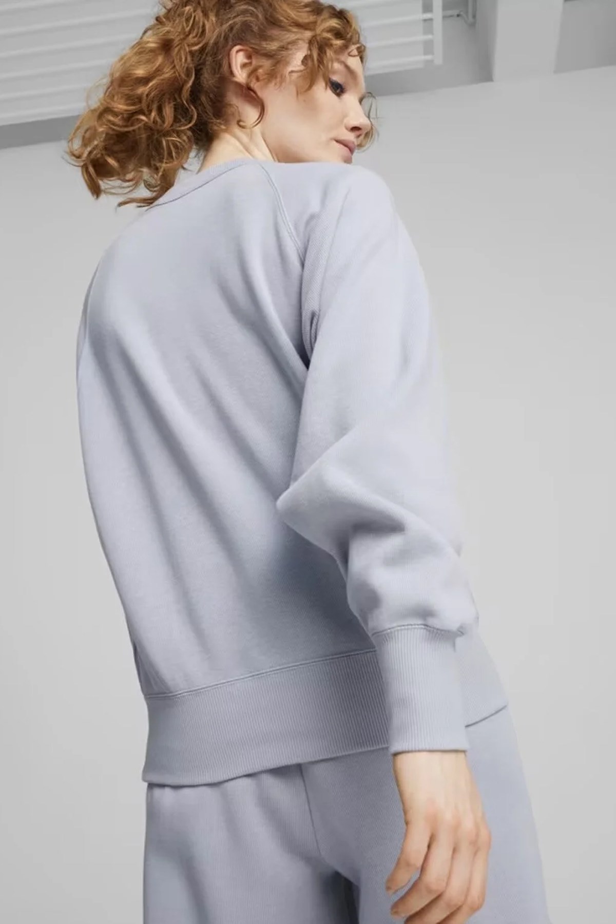 Puma Classıcs+ Relaxed Crew Erkek Sweat 62428963 Gri