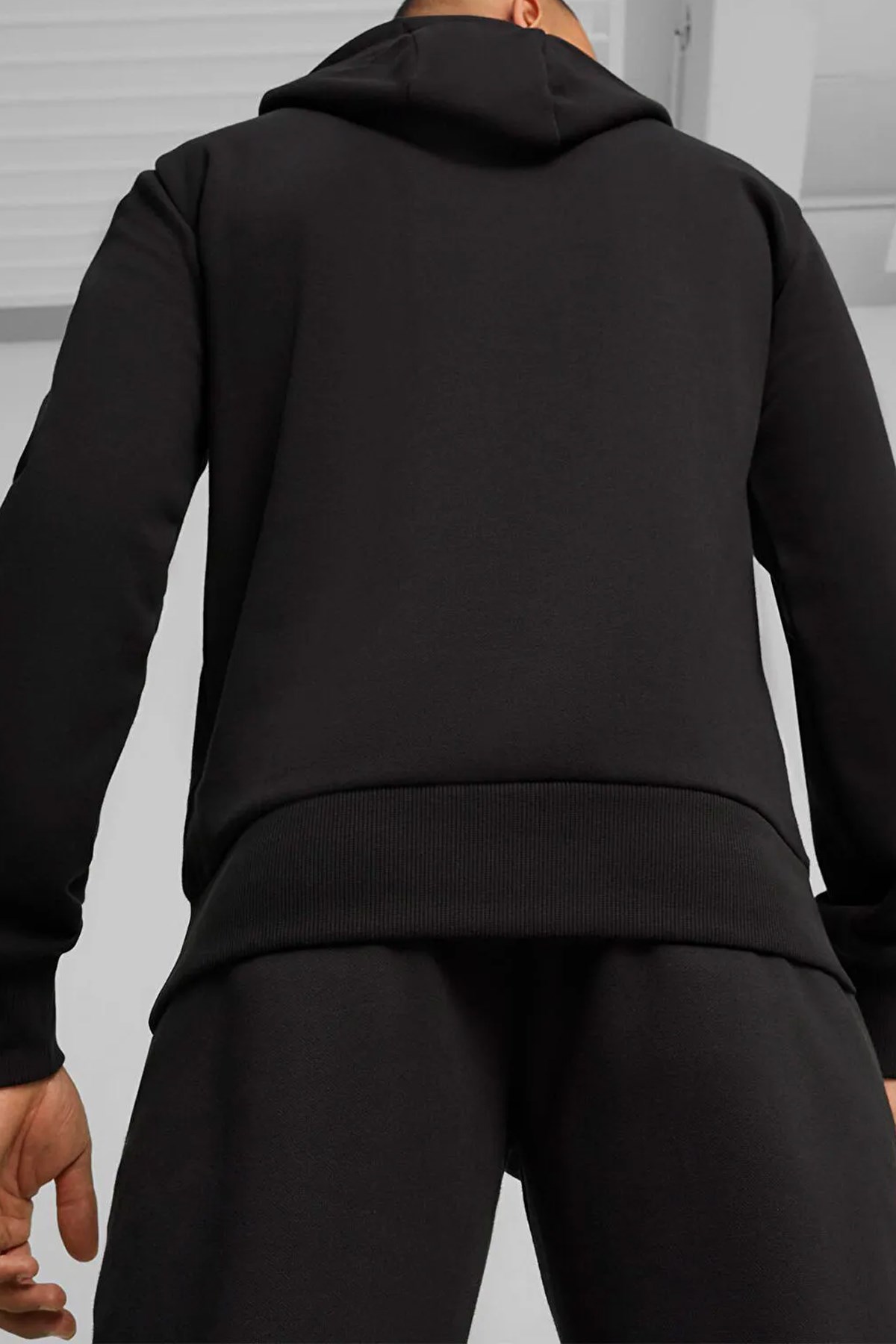 Puma Graphic Booster Erkek Kapüşonlu Sweat 62481201 Siyah