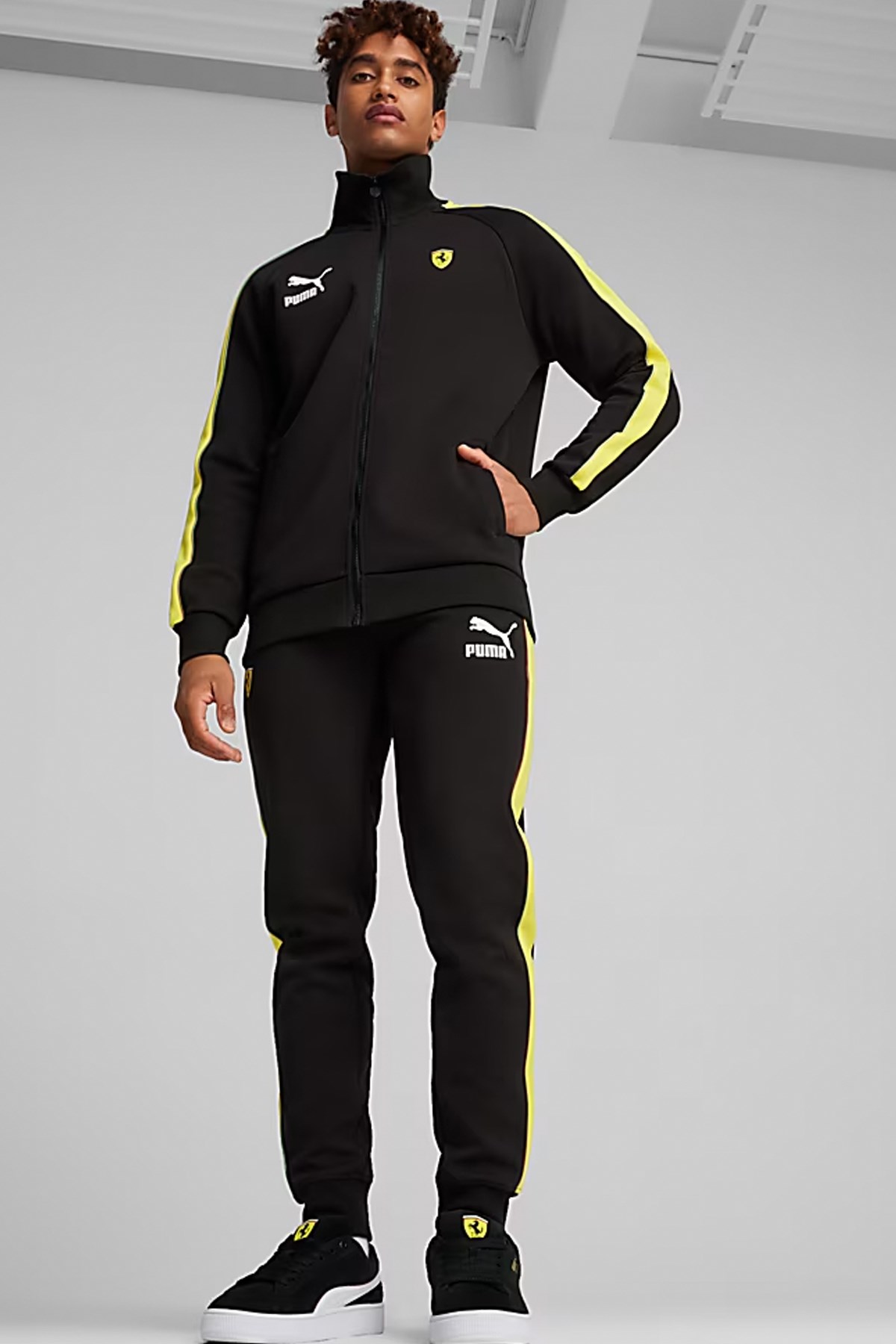 Puma Ferrari Race iconic T7 Erkek Sweatshirt 62519801 Siyah