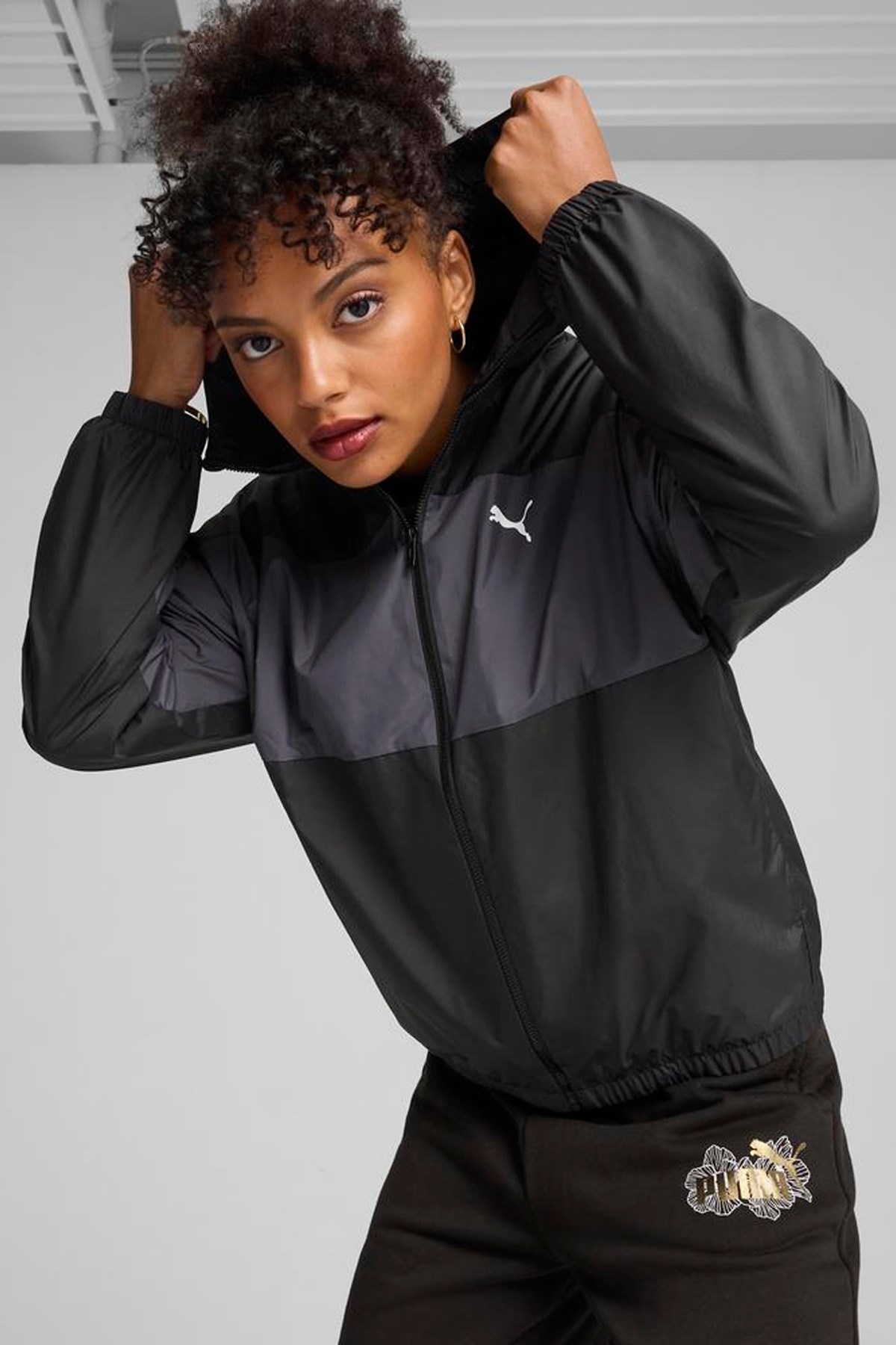 Puma Mesh Lined Kadın Rüzgarlık 62747401 Siyah