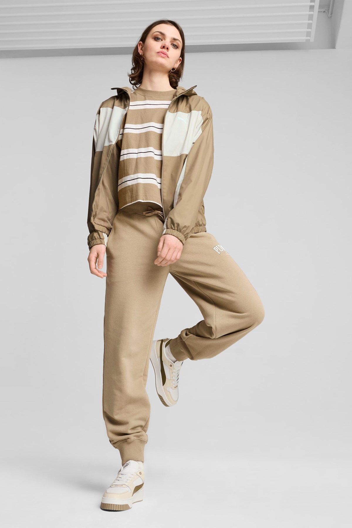 Puma Mesh Lined Kadın Rüzgarlık 62747467 Bej