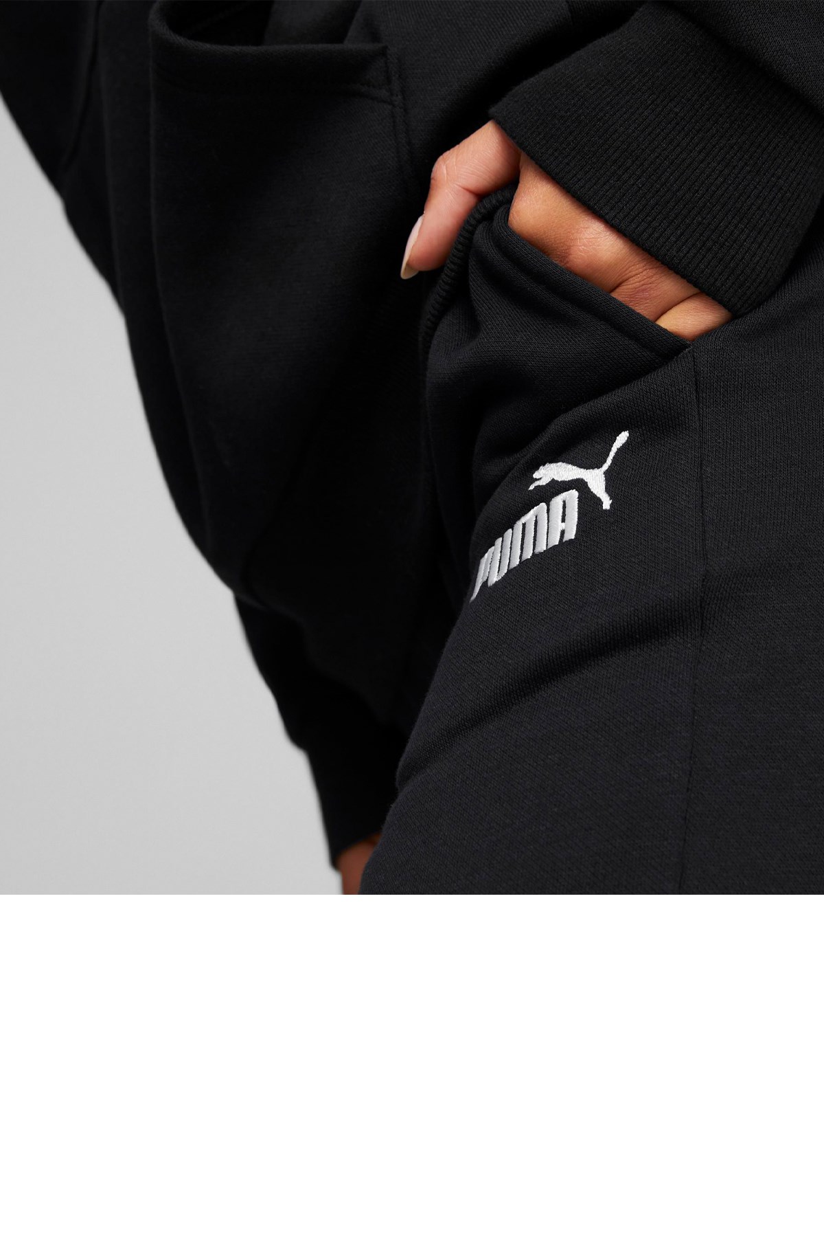 Puma Ess+ Embroidery Kadın Eşofman Altı 67000601 Siyah