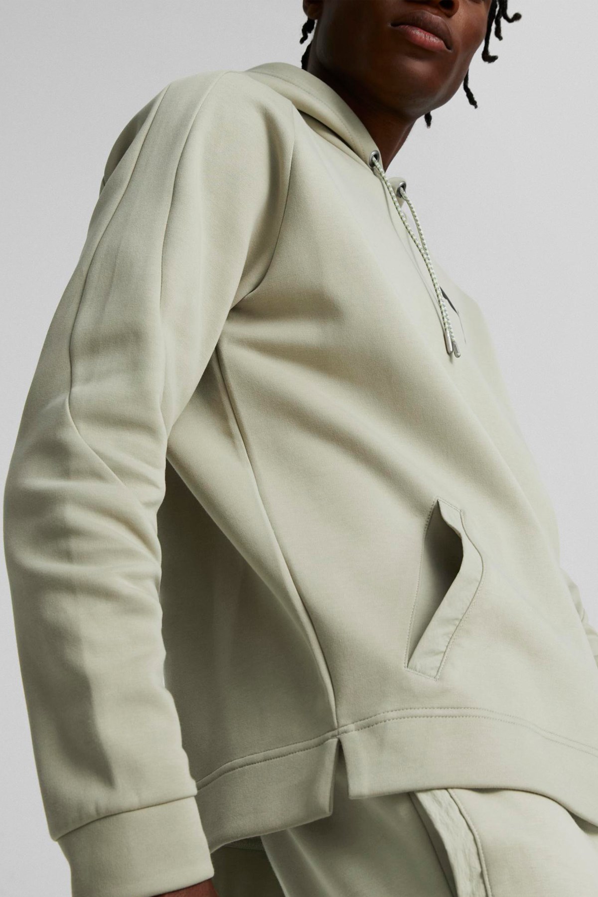 Puma Day In Motion Erkek Sweatshirt 67110268 Yeşil