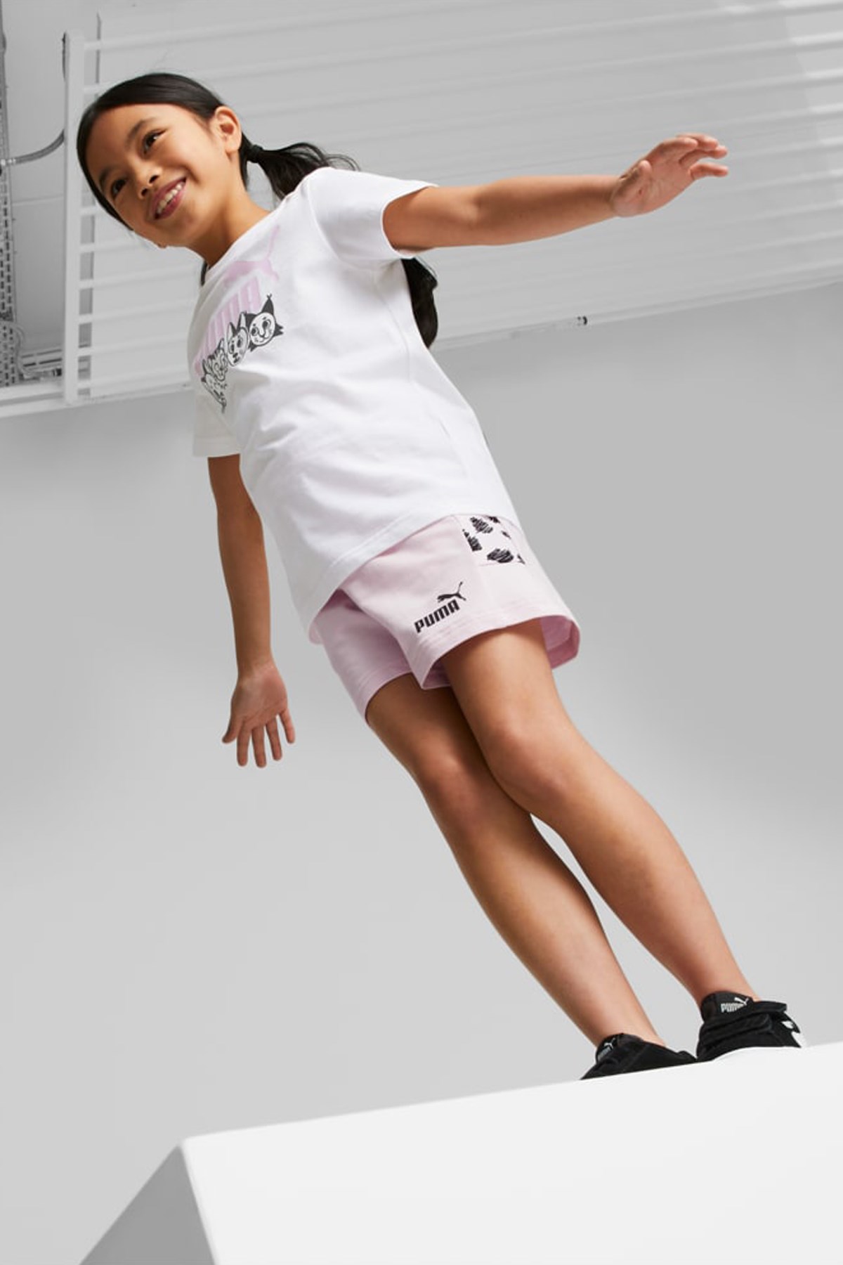 Puma Ess+ Mates Çocuk Şort 67334862 Pembe