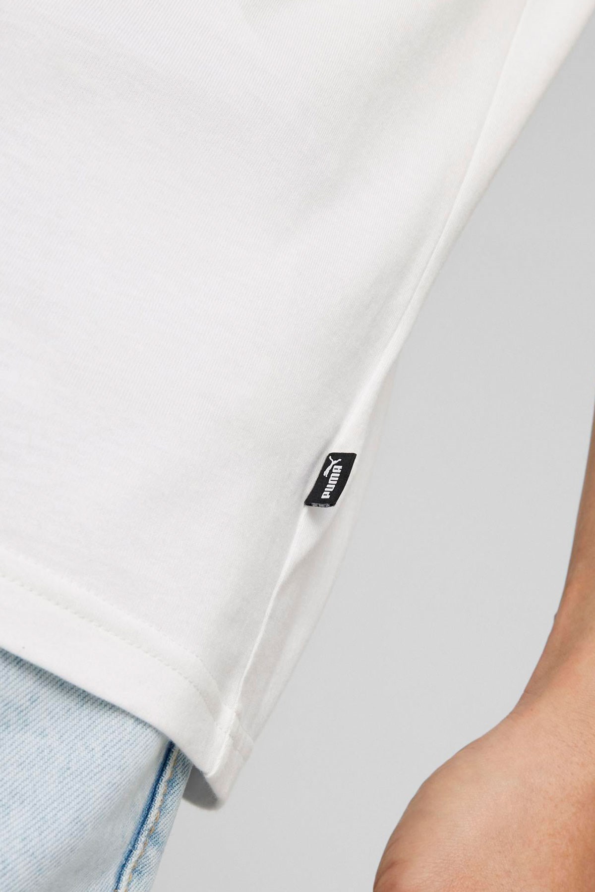 Puma Graphics Sneaker Erkek Tişört 67447802 Beyaz