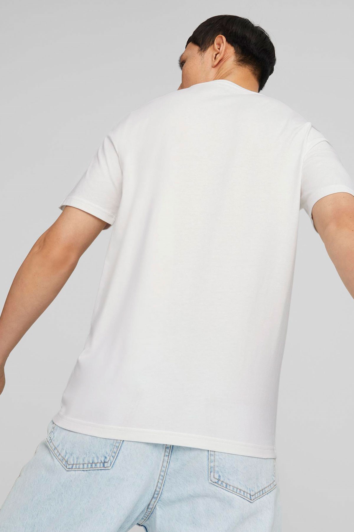 Puma Graphics Sneaker Erkek Tişört 67447802 Beyaz