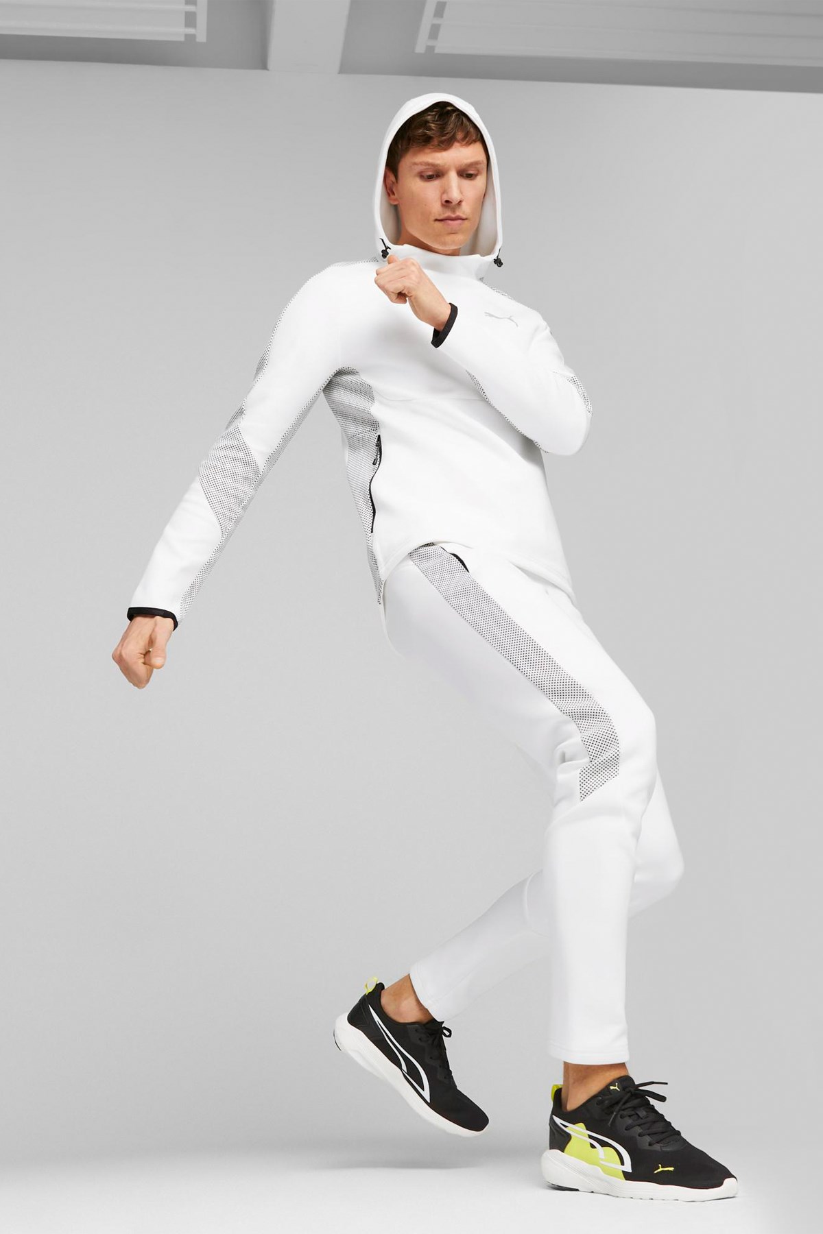 Puma Evostrıpe Erkek Sweatshirt 67592902 Beyaz