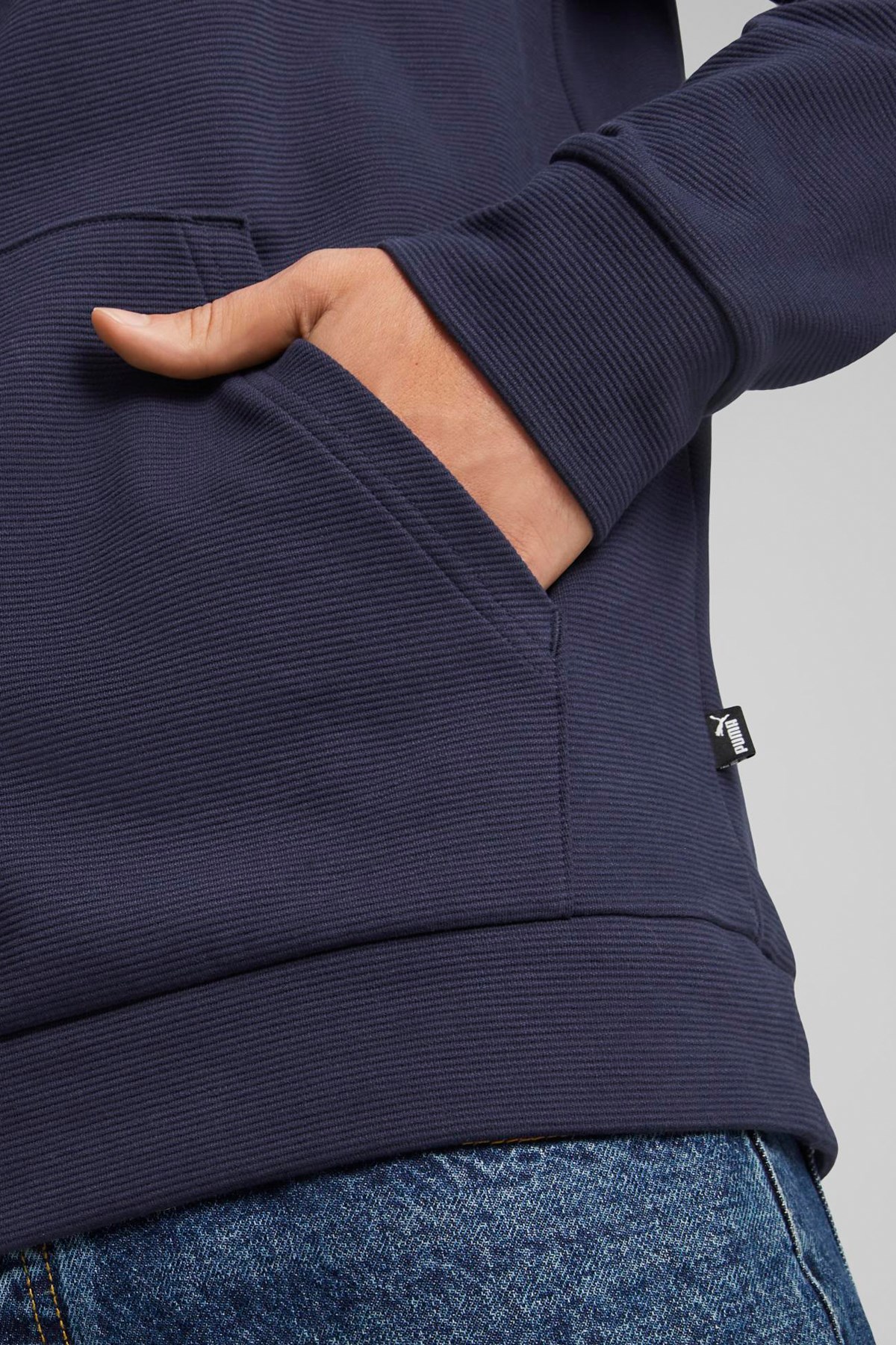 Puma Ess Elevated Erkek Sweatshirt 67597506 Lacivert