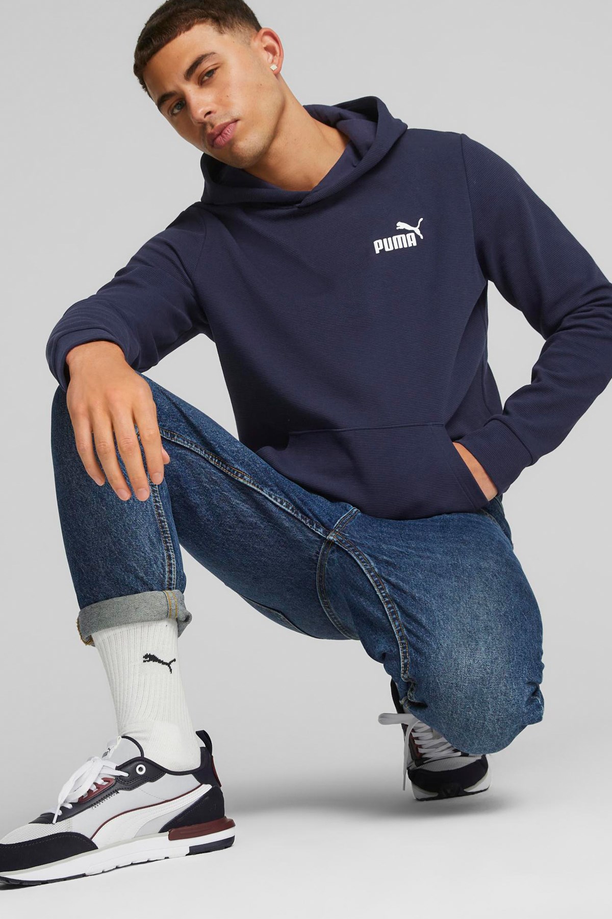 Puma Ess Elevated Erkek Sweatshirt 67597506 Lacivert