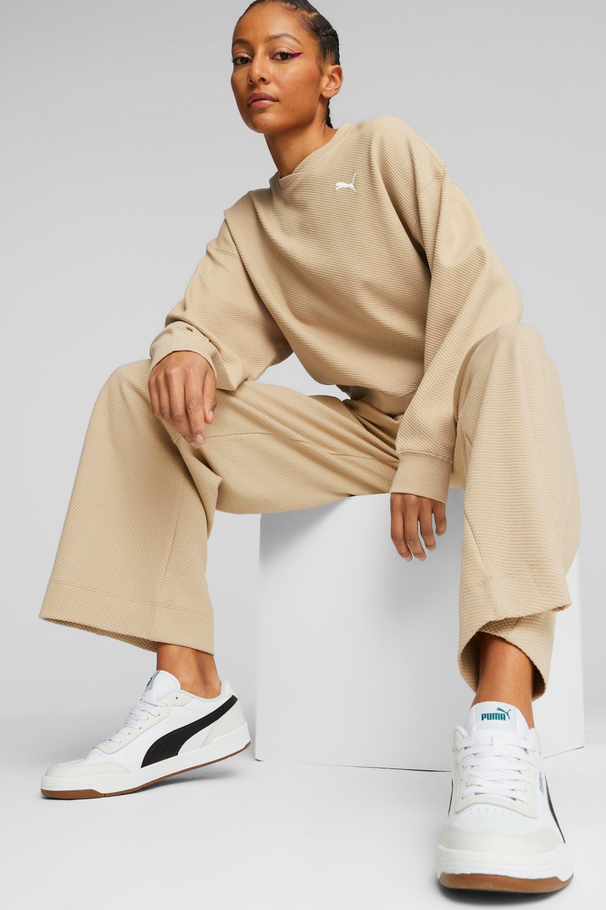 Puma Her Crew Kadın Sweatshirt 67600484 Bej