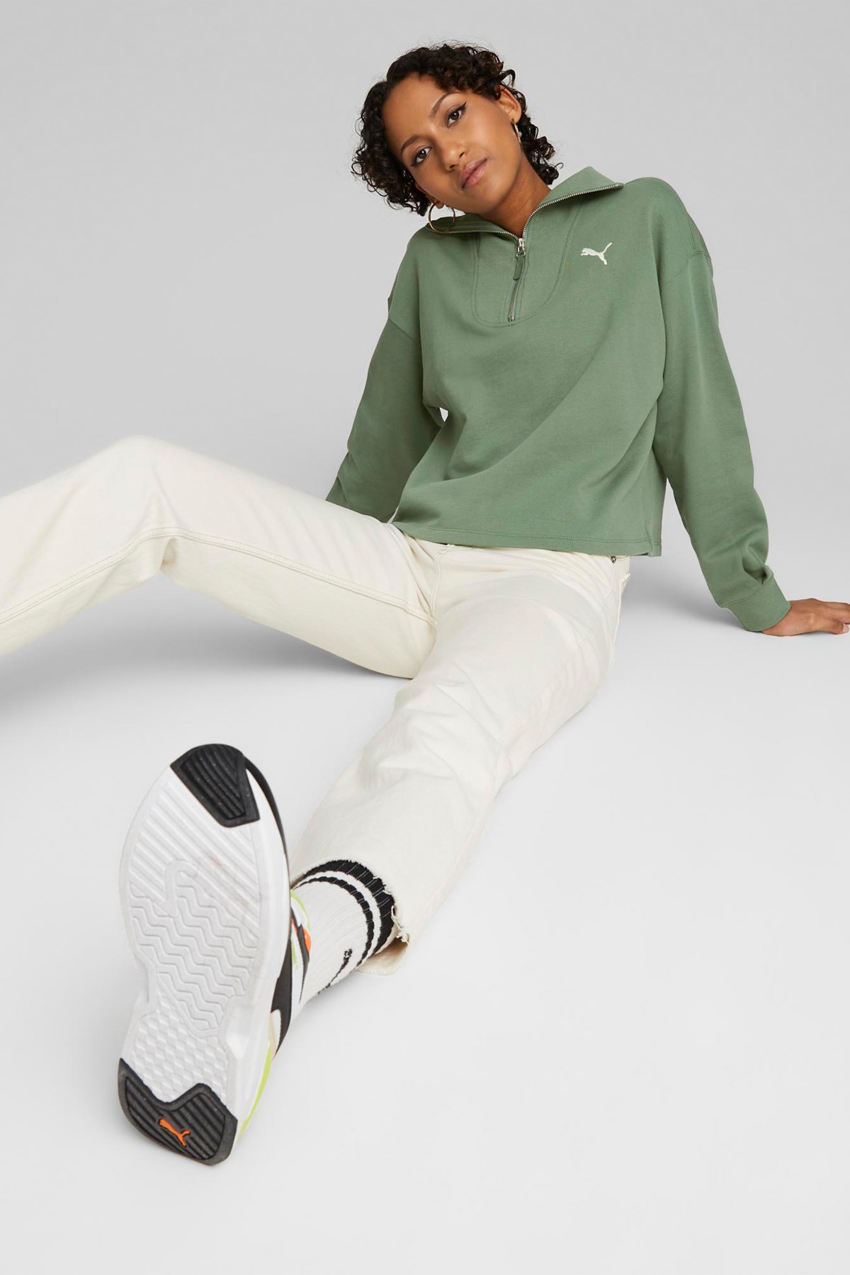 Puma Her High-Neck Kadın Sweatshirt 67600544 Yeşil