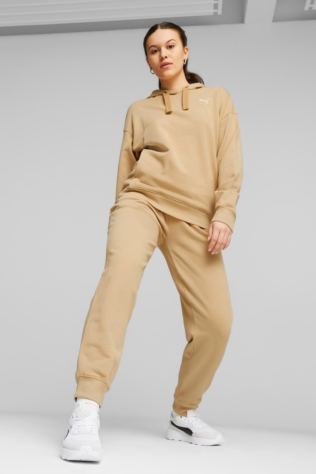 Puma Her High-Waist Kadın Eşofman Altı 67600684 Bej