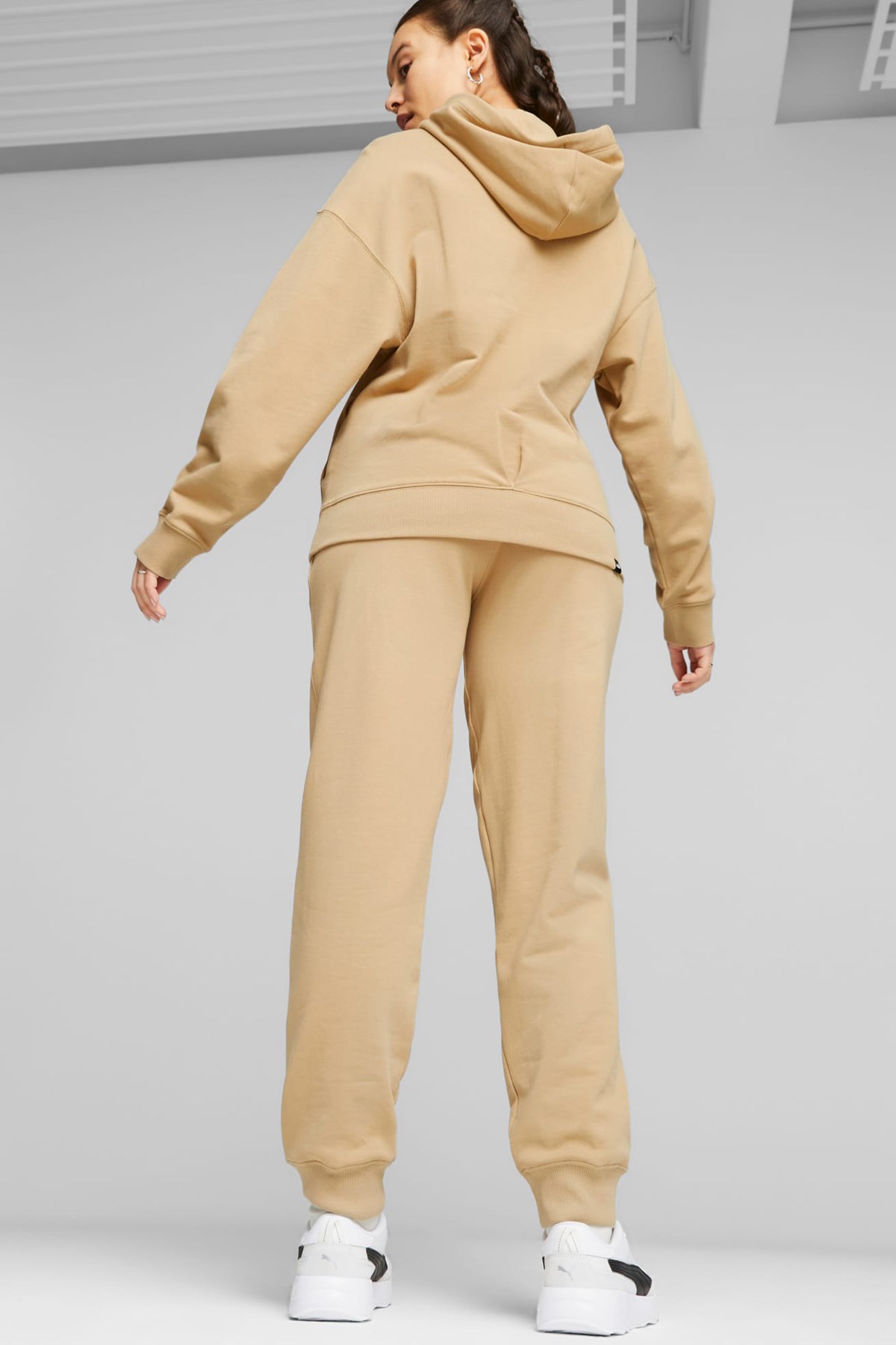 Puma Her High-Waist Kadın Eşofman Altı 67600684 Bej