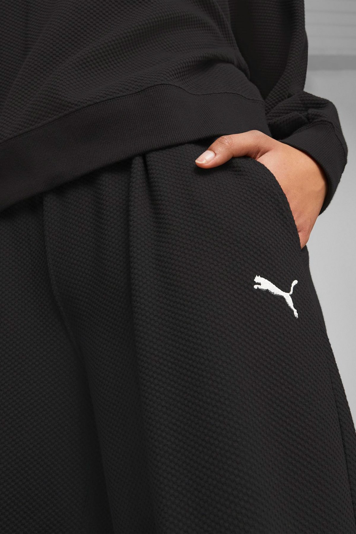 Puma Her High-Waist Kadın Eşofman Altı 67600701 Siyah