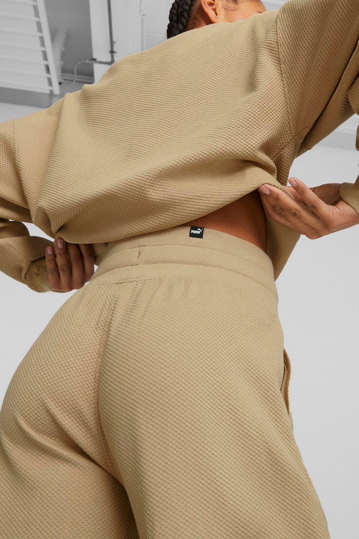 Puma Her High-Waist Kadın Eşofman Altı 67600784 Bej