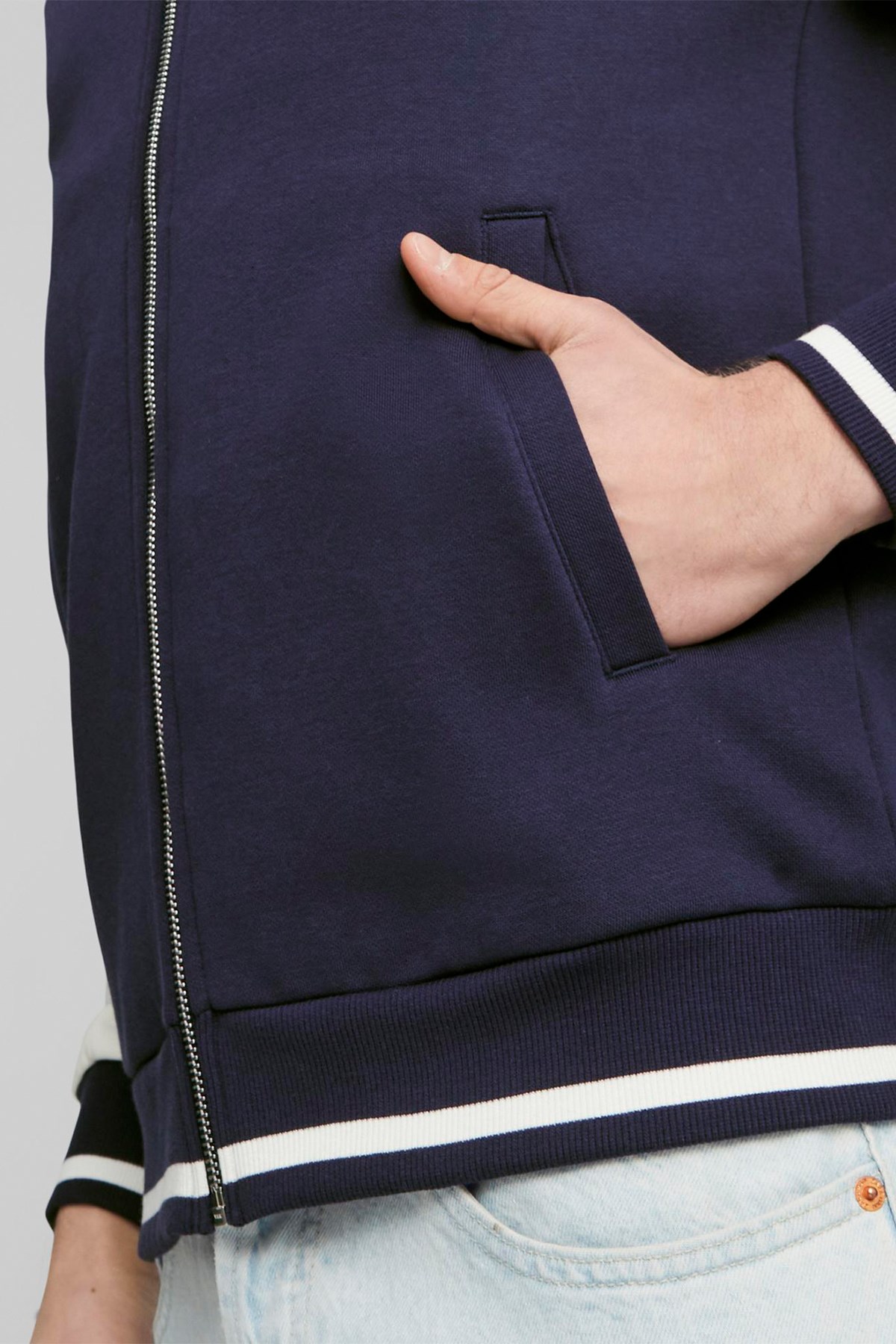 Puma Squad Erkek Sweatshirt 67601806 Lacivert