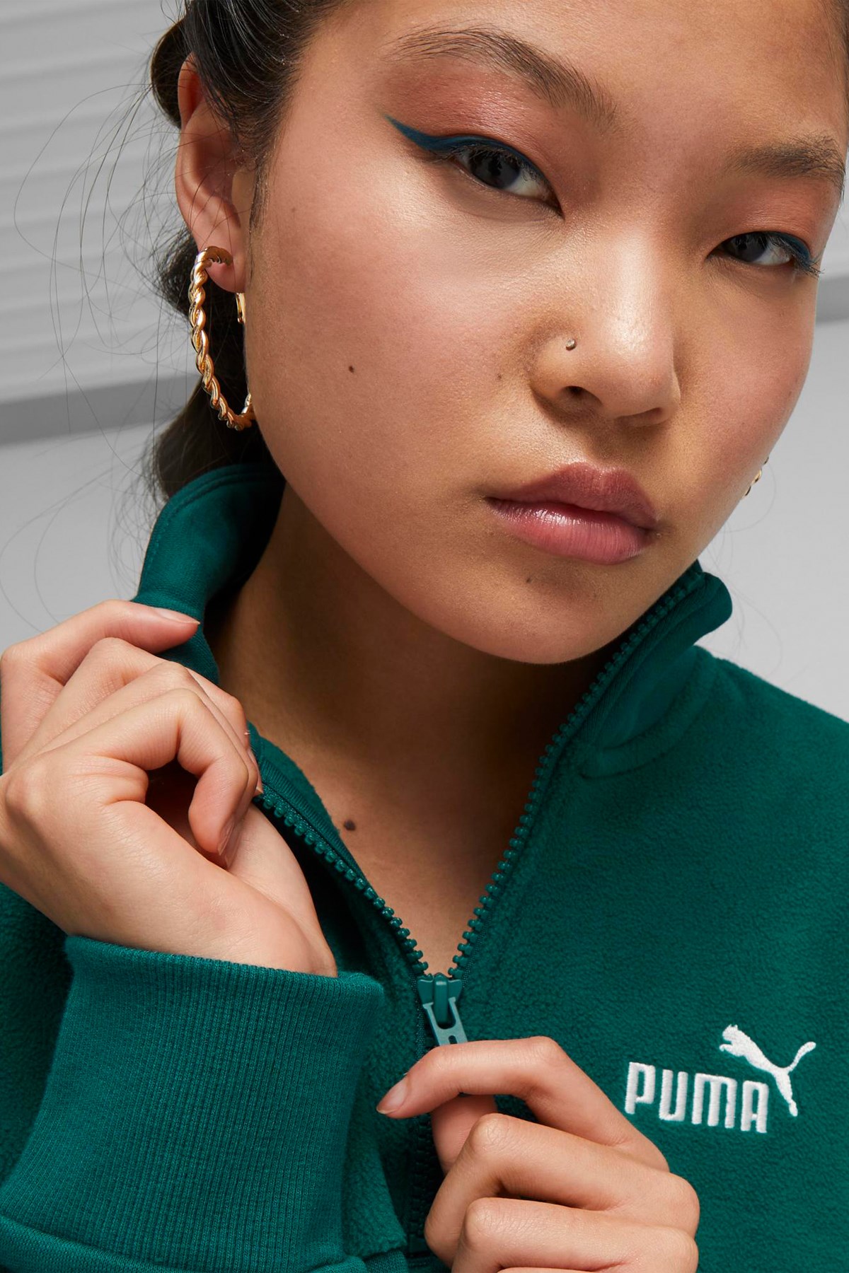 Puma Power Colorblock Kadın Sweatshirt 67602743 Yeşil