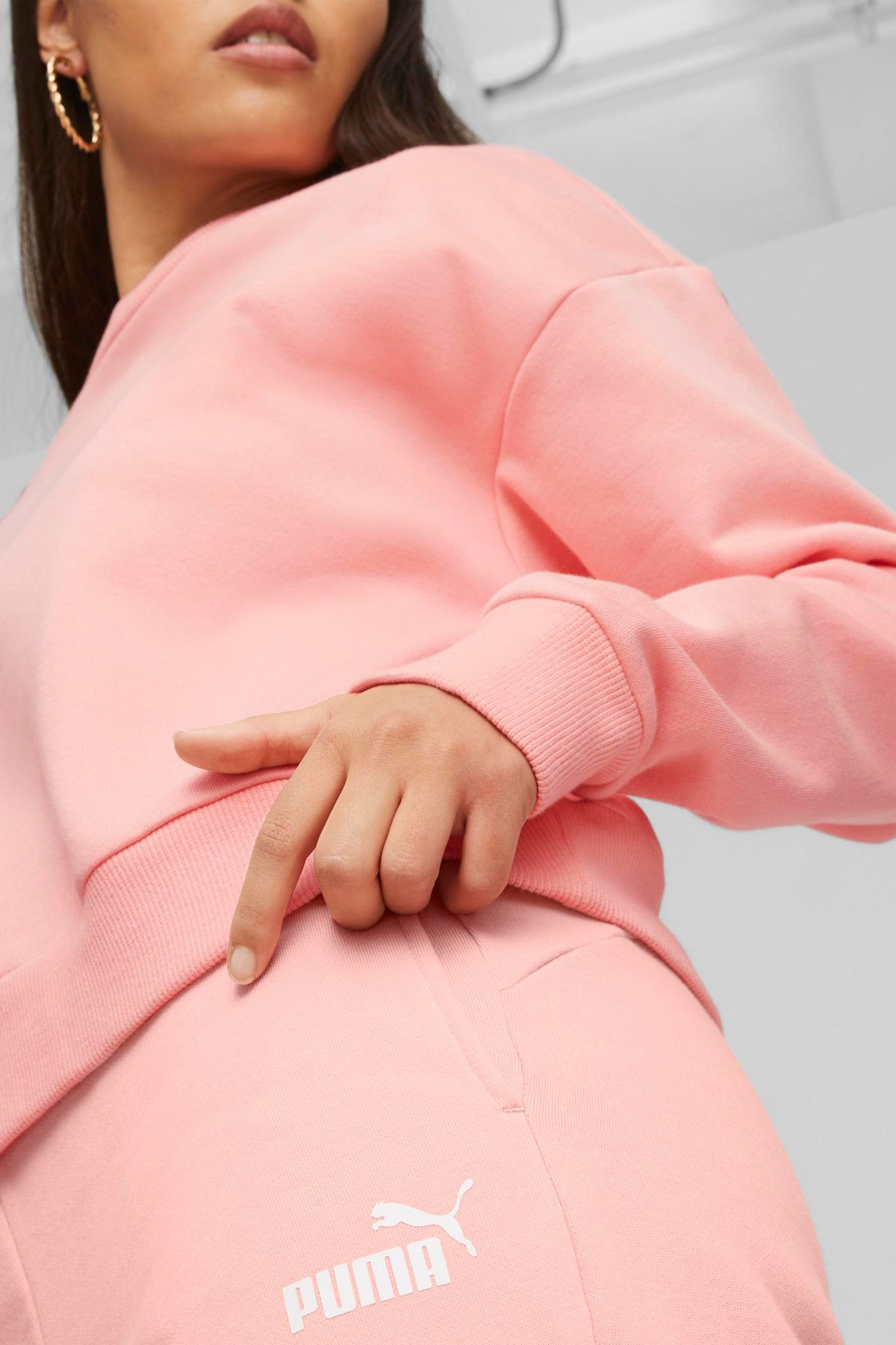 Puma Ess+ Relaxed Kadın Sweatshirt 67680163 Pembe