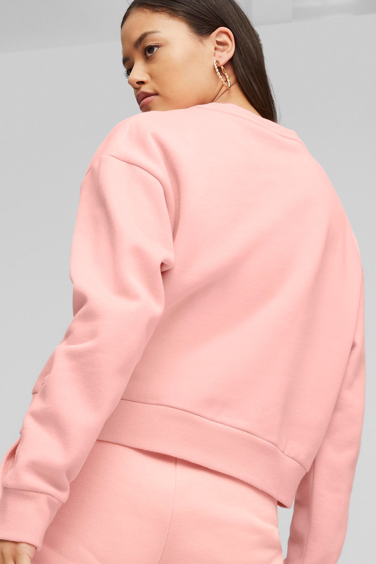 Puma Ess+ Relaxed Kadın Sweatshirt 67680163 Pembe