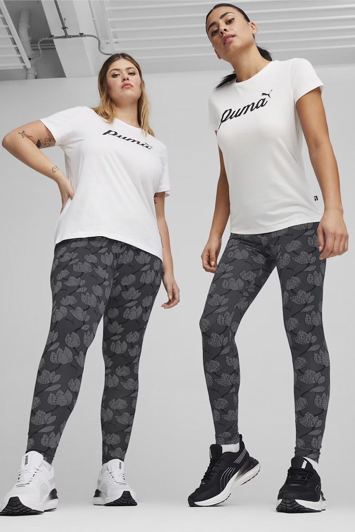 Puma Ess Script Kadın Tişört 67931502 Beyaz