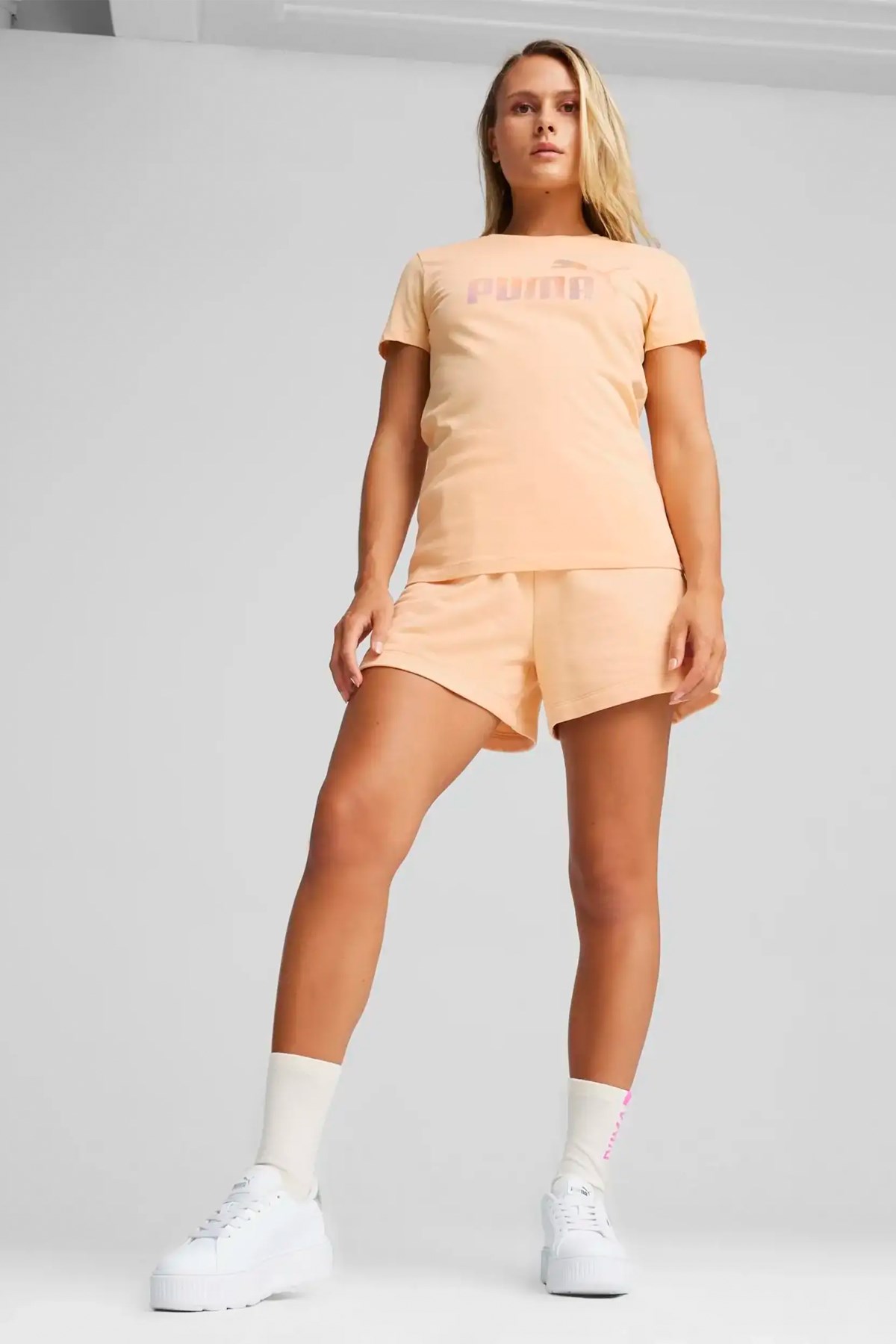 Puma Ess+ Summer Daze Kadın Tişört 67992145 Pembe