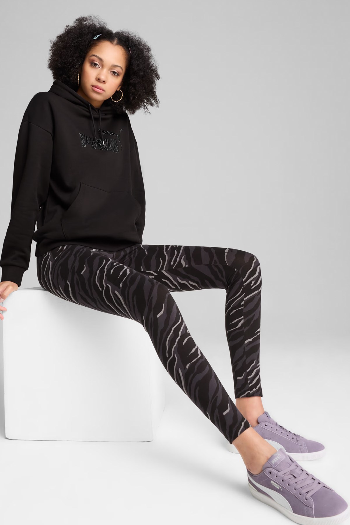 Puma Ess Animal Fl Kadın Sweatshirt 68149201 Siyah