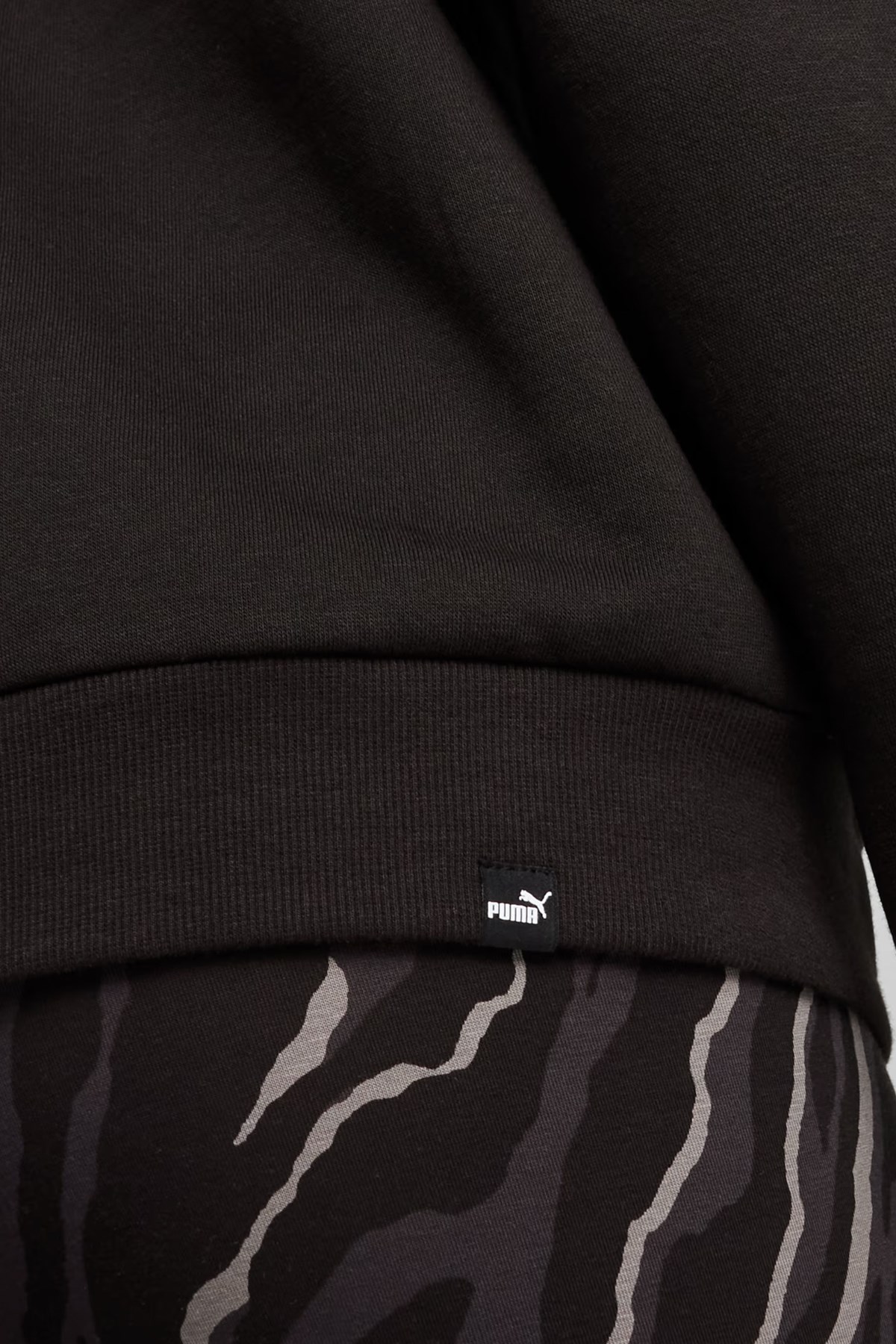 Puma Ess Animal Fl Kadın Sweatshirt 68149201 Siyah