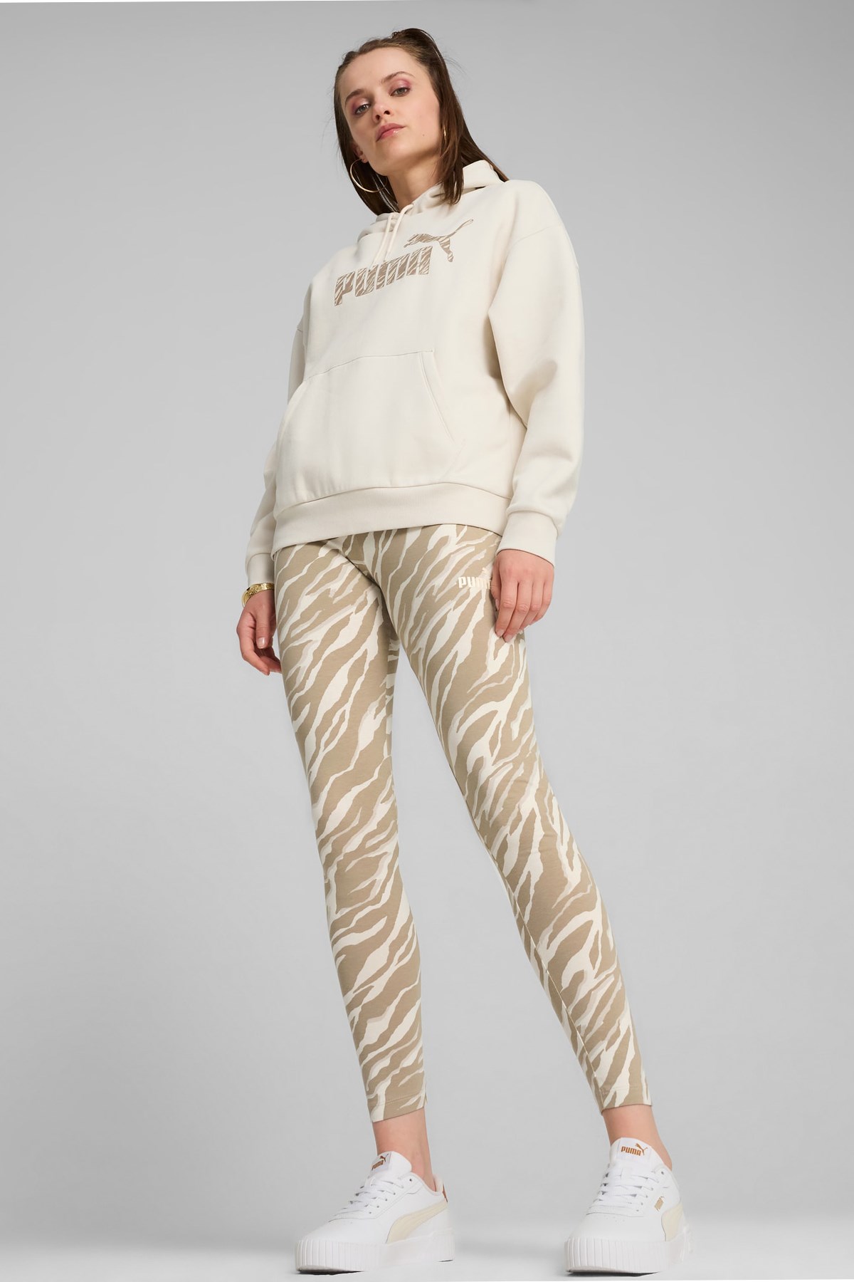 Puma Ess Animal Fl Kadın Sweatshirt 68149287 Bej