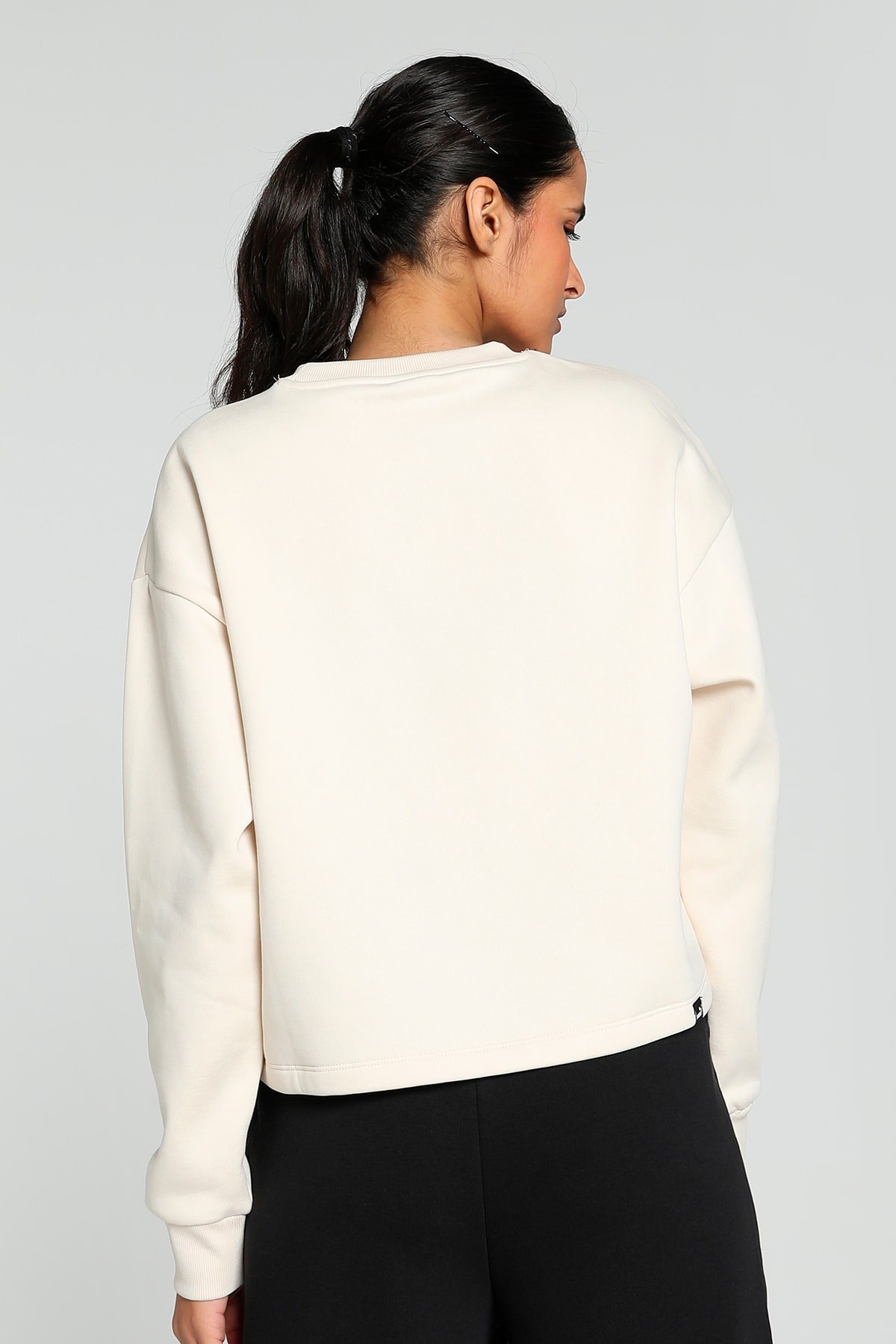 Puma Ess Class Act Kadın Sweatshirt 68169387 Bej