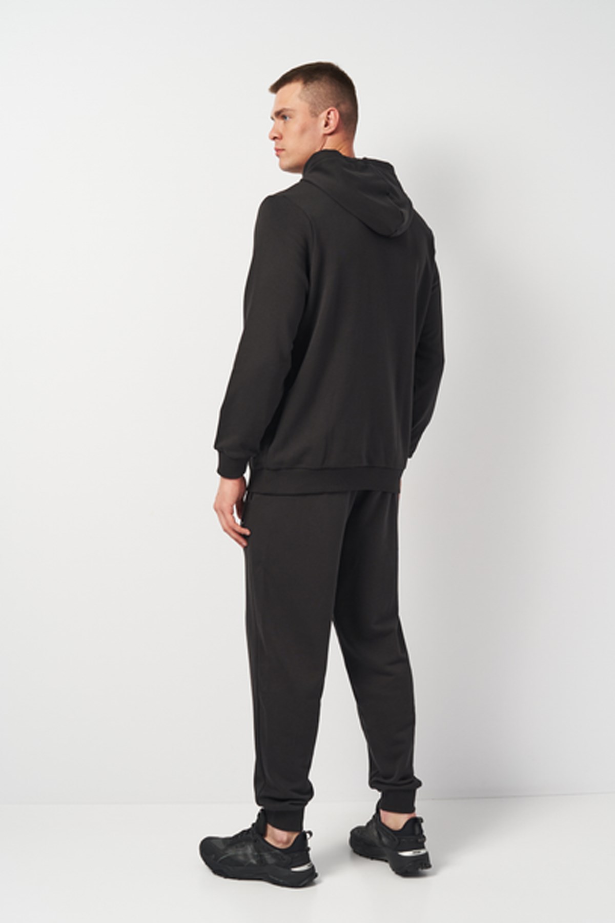 Puma Squad Erkek Eşofman Takımı 68190101 Siyah