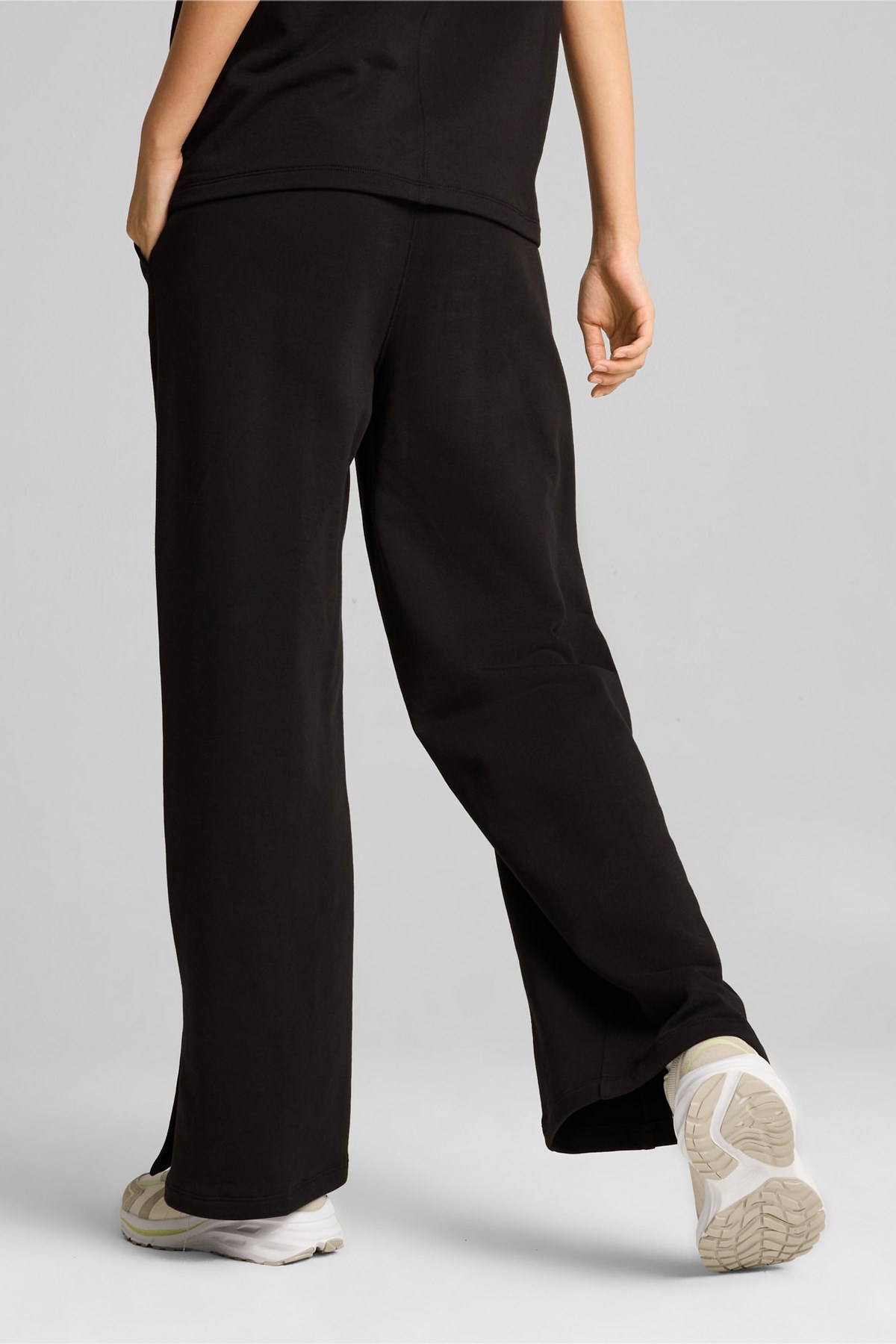 Puma Her Straight Kadın Eşofman Altı 68199001 Siyah