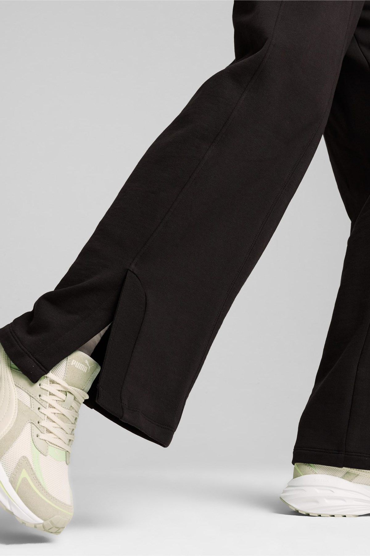 Puma Her Straight Kadın Eşofman Altı 68199001 Siyah