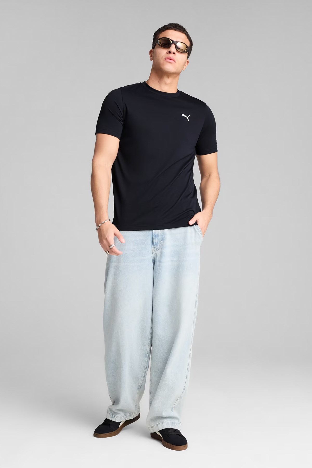 Puma Ess Small Logo Poly Erkek Tişört 68254216 Lacivert