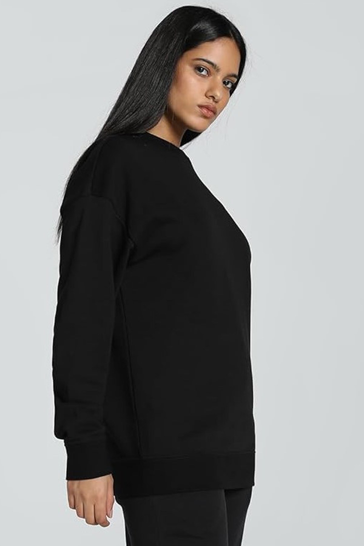 Puma Ess No.1 Log Kadın Sweatshirt 68497501 Siyah