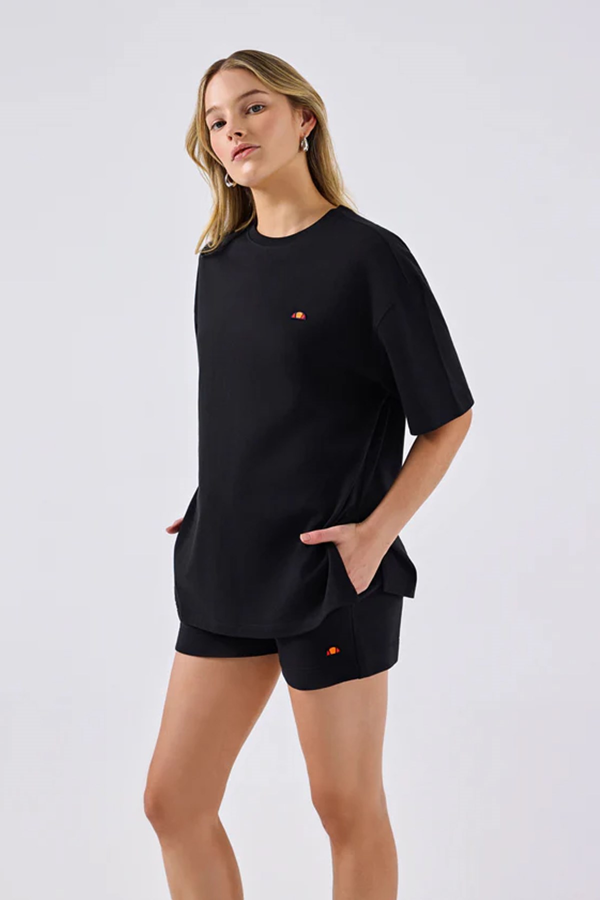 Ellesse Kadın Şort 6SF4018-BK Siyah