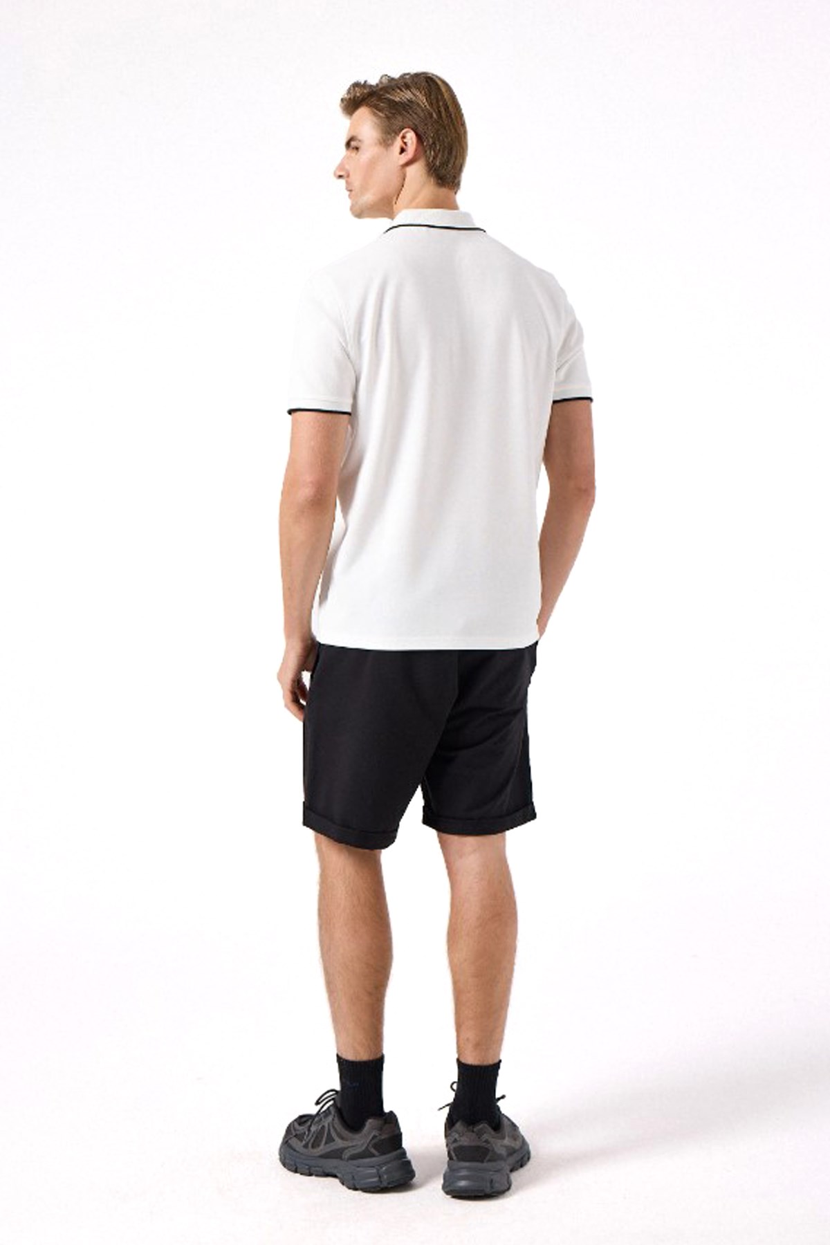 Ellesse Erkek Tişört 6SM5006-OF Beyaz