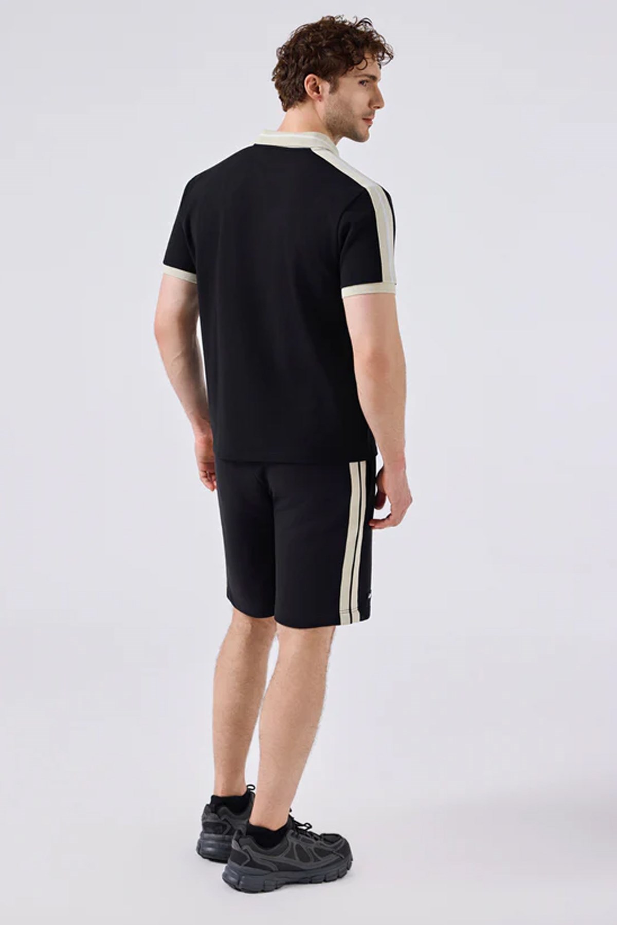 Ellesse Erkek Tişört 6SM5016-BK Siyah