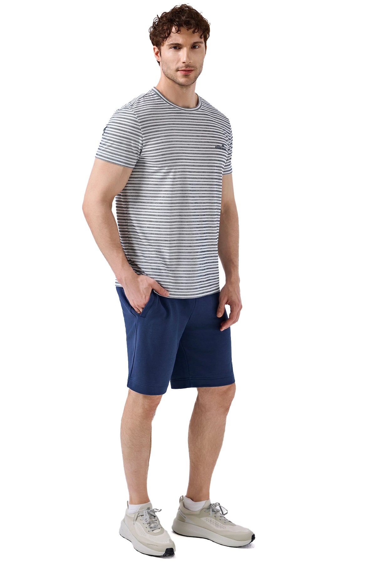 Ellesse Erkek Tişört 6SM5021-NV Lacivert