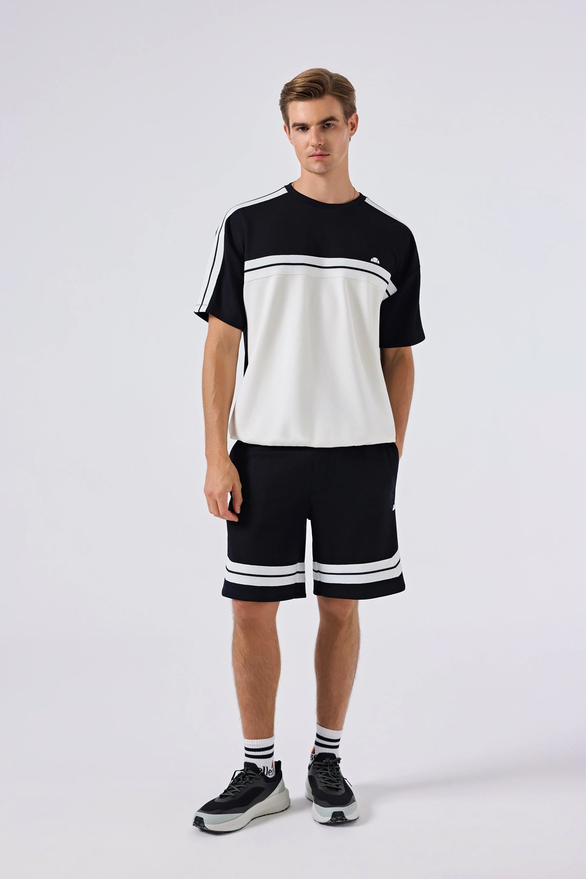 Ellesse Erkek Tişört 6SM5034-BK Siyah