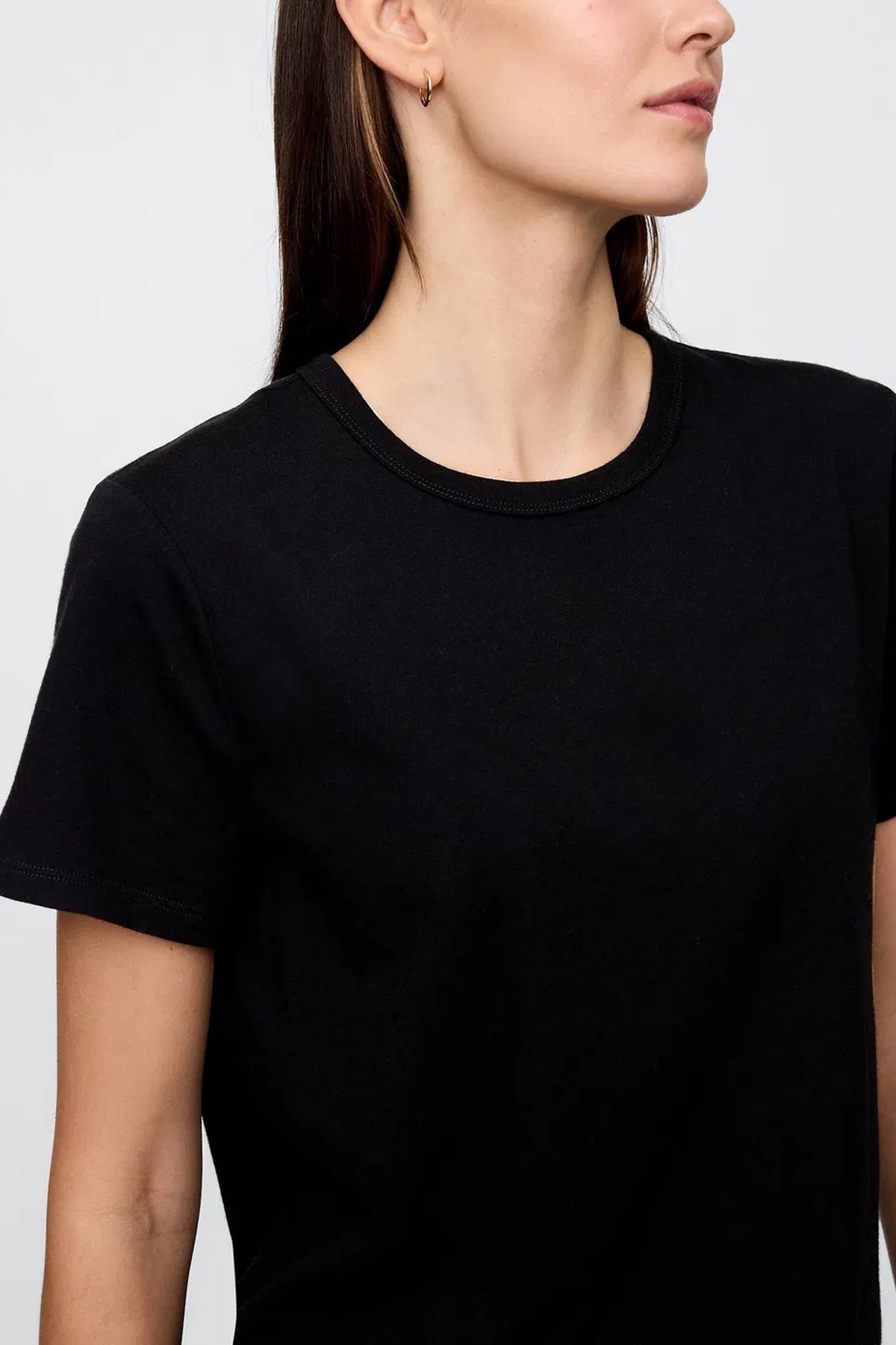 Gap V-SS Fav Crew Solid Kadın Tişört Siyah