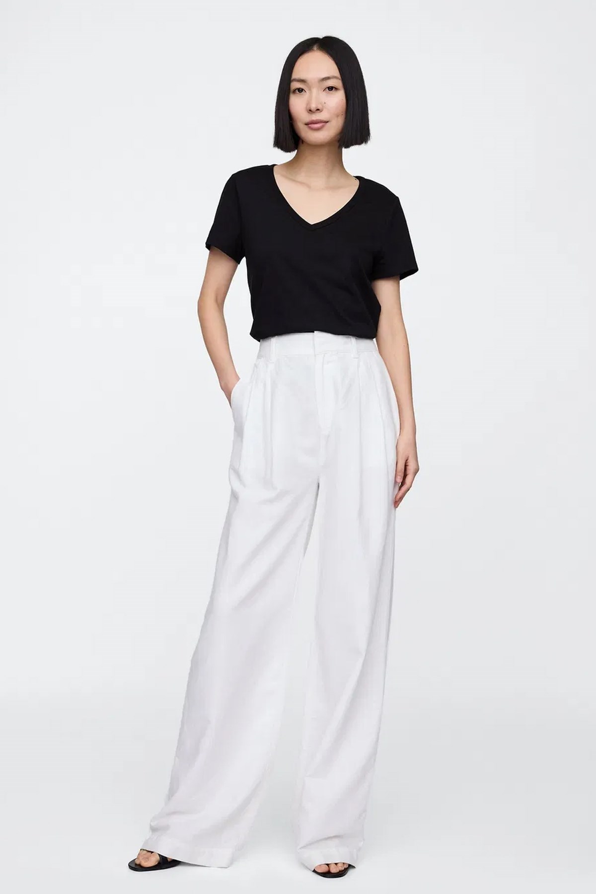 Gap V-SS Fav V Solid Kadın Tişört Siyah